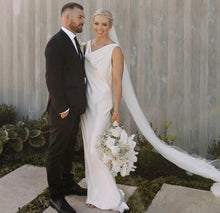 Load image into Gallery viewer, A La Carte // The Bridal
