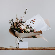 Load image into Gallery viewer, Flower Subscription - Monthly
